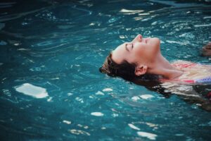 haley-phelps-S-llxYh3GzI-unsplash-300x200 10 Abilities to master before you reach 25 years of age